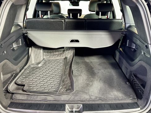 Certified 2025 Mercedes-Benz GLB 35 AMG 4MATIC image 25