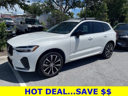 Used 2024 Volvo XC60 B5 Plus AWD/4WD image 1