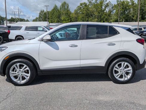 Used 2020 Buick Encore GX Preferred w/ Cold Weather Comfort Package AWD/4WD image 5