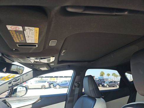 Used 2024 Lexus NX 250 FWD image 21