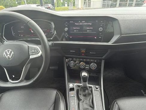 Used 2022 Volkswagen Jetta SEL FWD image 31