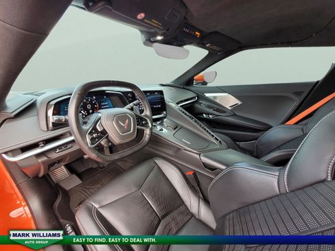 Used 2021 Chevrolet Corvette Stingray Premium Conv w/ Z51 Performance Package image 36