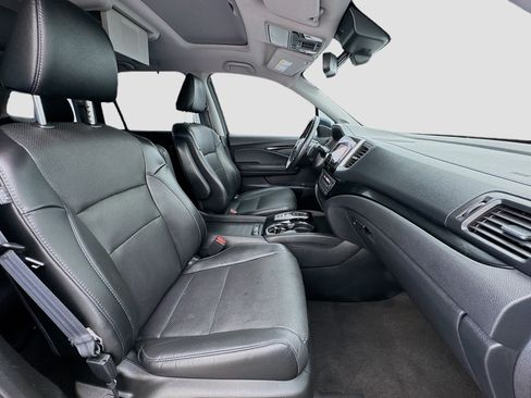 Used 2018 Honda Pilot Elite image 22