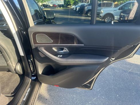 Used 2022 Mercedes-Benz GLE 450 4MATIC image 12