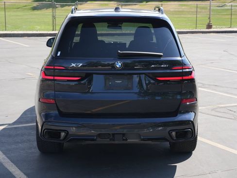 Used 2024 BMW X7 xDrive40i w/ Executive Package AWD/4WD image 4