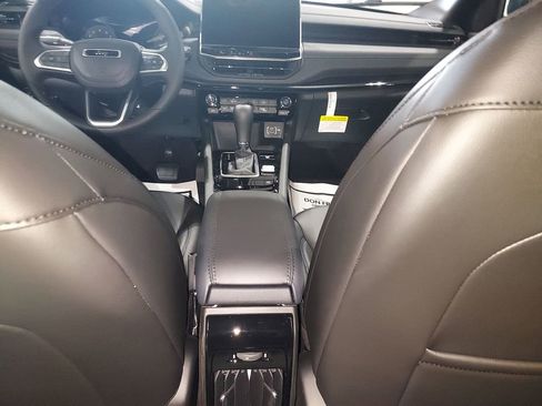 New 2026 Jeep Compass Latitude AWD/4WD image 10