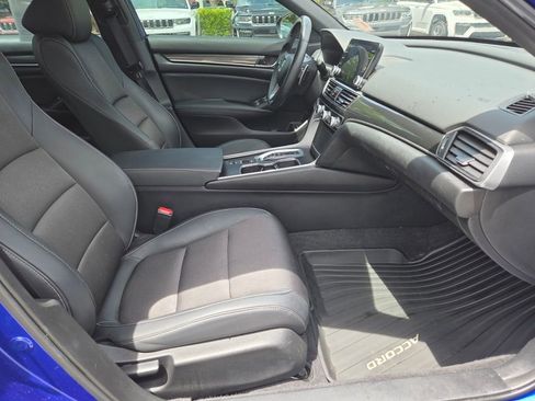 Used 2022 Honda Accord Sport image 10
