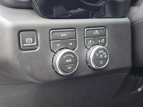 New 2026 GMC Sierra 1500 Elevation w/ Preferred Package AWD/4WD image 16