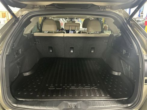 Certified 2023 Subaru Outback Limited image 27