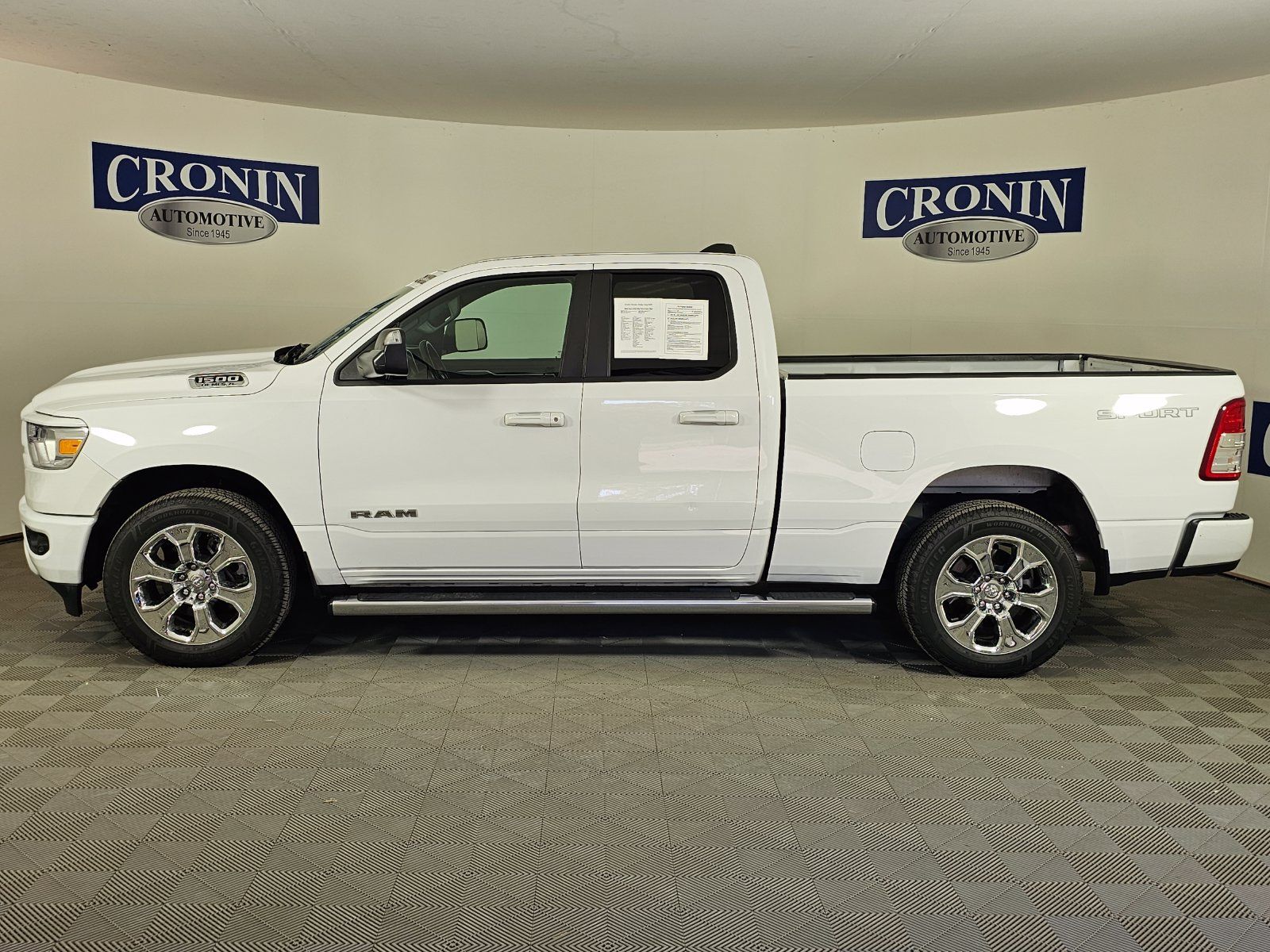 Used 2022 RAM 1500 Big Horn AWD/4WD image 34