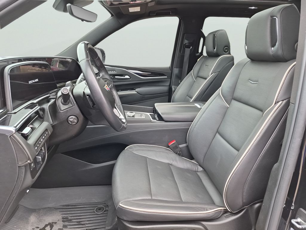 Used 2023 Cadillac Escalade Sport w/ Touring Package AWD/4WD image 25