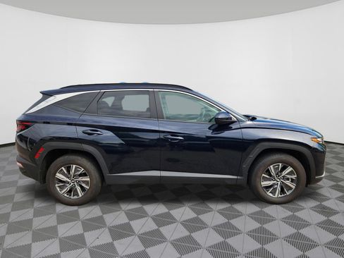 Used 2024 Hyundai Tucson Blue AWD/4WD image 6