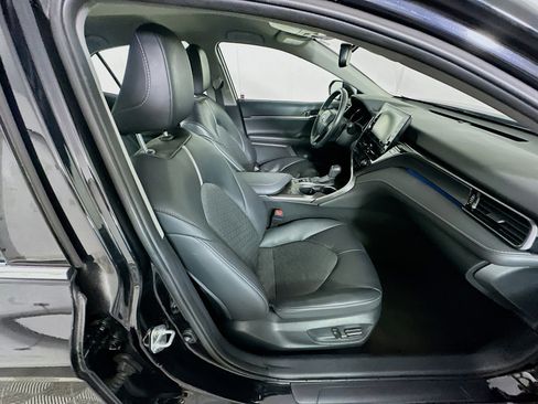 Used 2024 Toyota Camry XSE image 29