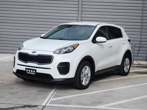 Used 2019 Kia Sportage LX FWD image 4