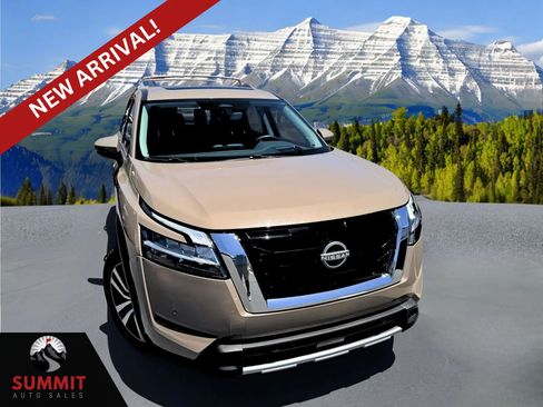 Used 2023 Nissan Pathfinder Platinum AWD/4WD image 1