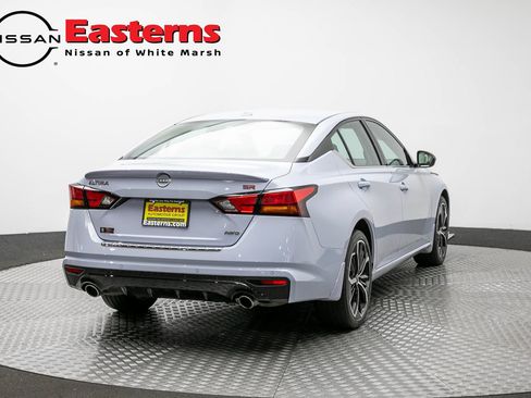 Used 2023 Nissan Altima 2.5 SR w/ SR Premium Package AWD/4WD image 4