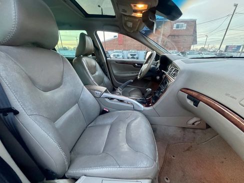 Used 2007 Volvo XC70 image 13