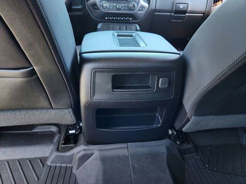 Used 2018 GMC Sierra 3500 SLT AWD/4WD image 30