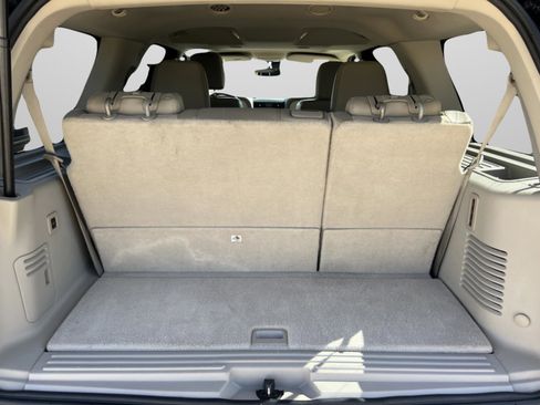 Used 2017 Lincoln Navigator Select RWD image 34