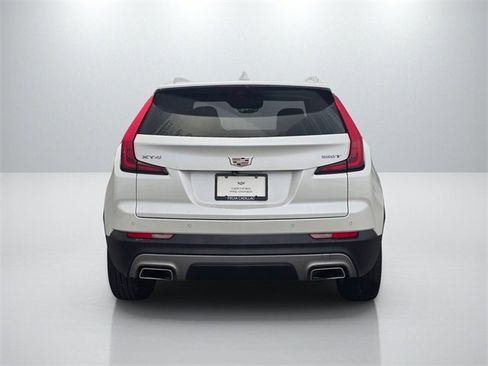 Used 2023 Cadillac XT4 Premium Luxury w/ Enhanced Visibility Package image 6