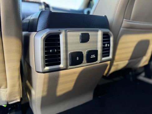 Used 2020 Ford F250 Lariat w/ Lariat Ultimate Package image 30