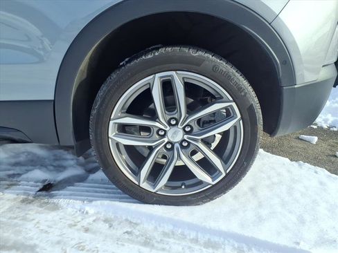 Used 2023 Cadillac XT4 Sport image 6