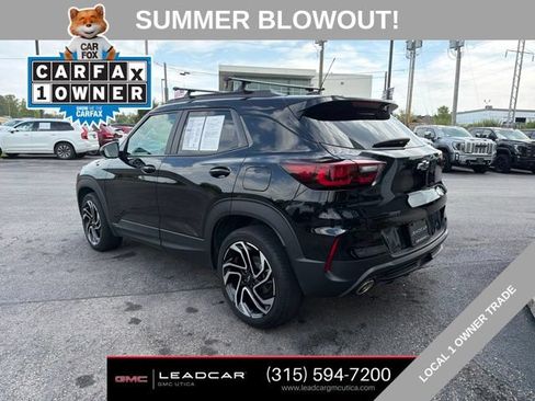 Used 2024 Chevrolet TrailBlazer RS w/ Convenience Package AWD/4WD image 3