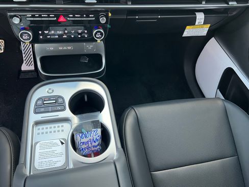 New 2026 Hyundai Ioniq 9 Calligraphy image 40