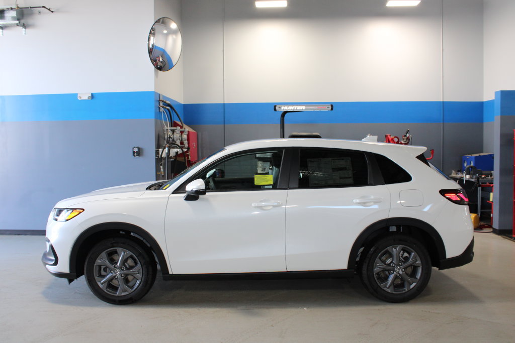 New 2027 Honda HR-V LX image 7