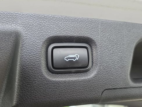 Used 2023 Hyundai Santa Fe Limited FWD image 13