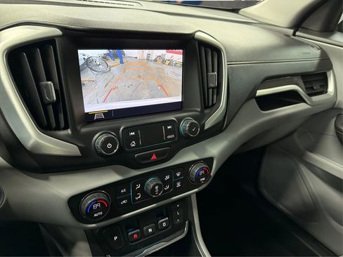 Used 2021 GMC Terrain SLT image 21