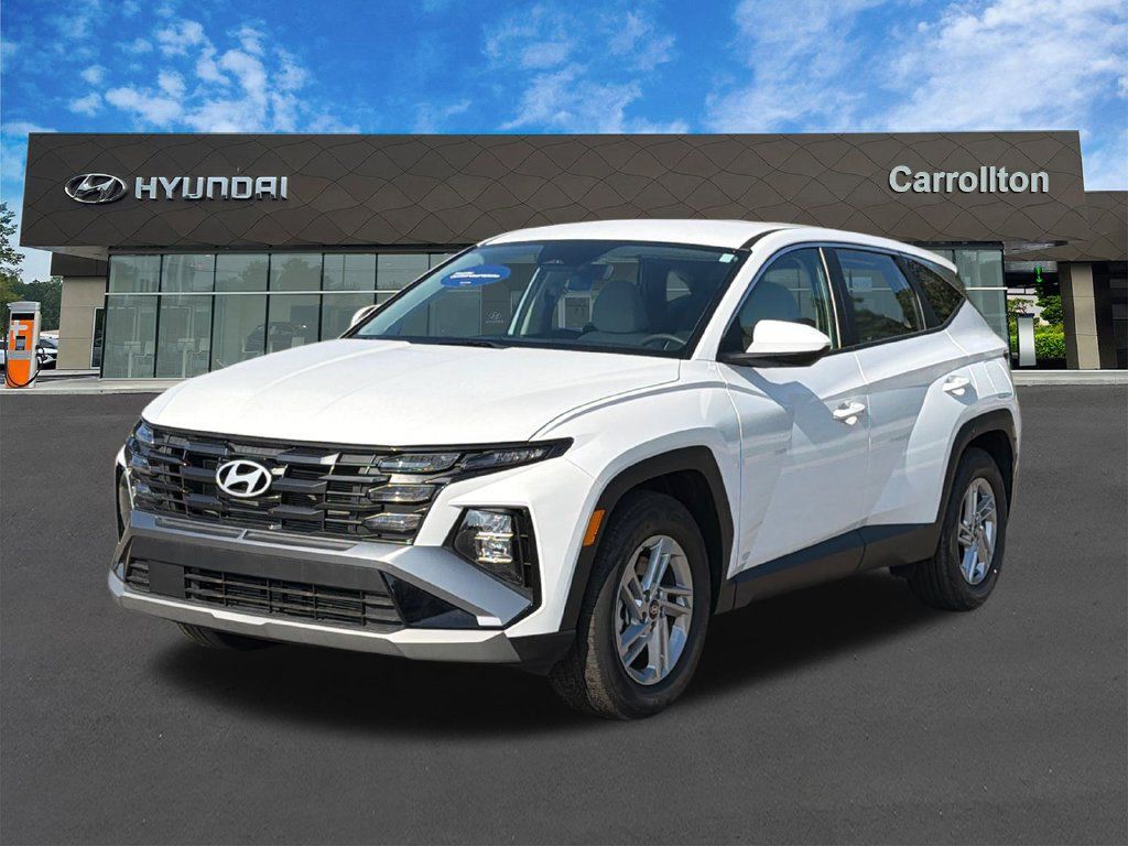 Certified 2026 Hyundai Tucson SE FWD image 1