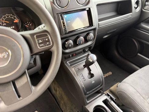 Used 2016 Jeep Patriot Sport w/ Power Value Group FWD image 15