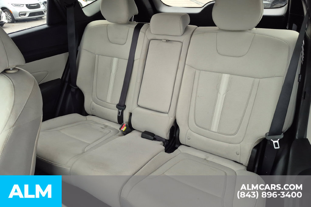 Used 2025 Hyundai Tucson SEL FWD image 17