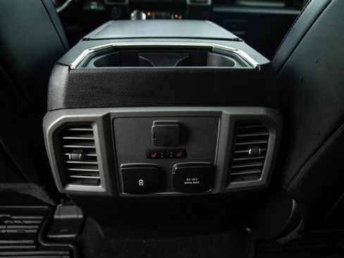 Used 2019 Ford F150 Raptor w/ Equipment Group 802A Luxury AWD/4WD image 31