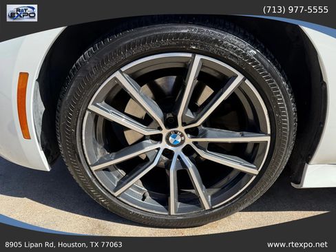 Used 2020 BMW 330i Sedan w/ Convenience Package RWD image 16