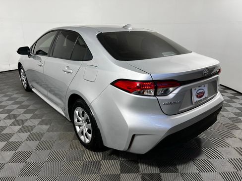 Certified 2025 Toyota Corolla LE FWD image 7
