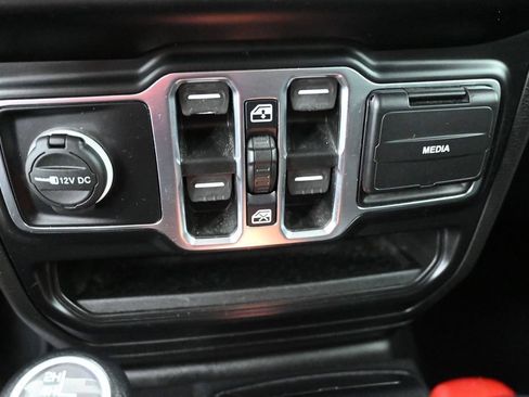 Used 2021 Jeep Gladiator Sport AWD/4WD image 41
