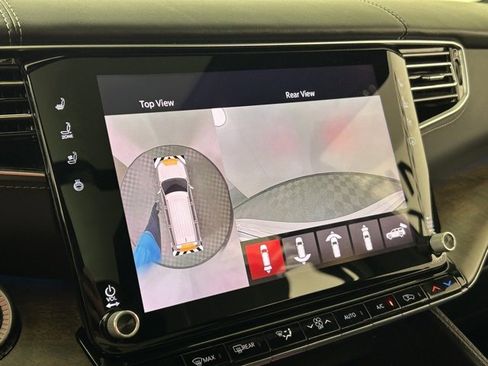 Used 2022 Jeep Grand Wagoneer Series I image 30