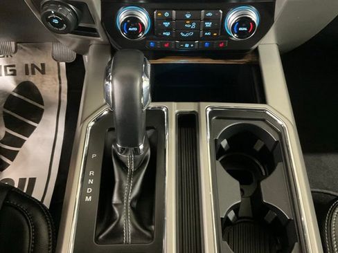 Used 2019 Ford F150 Lariat w/ Equipment Group 502A Luxury RWD image 19