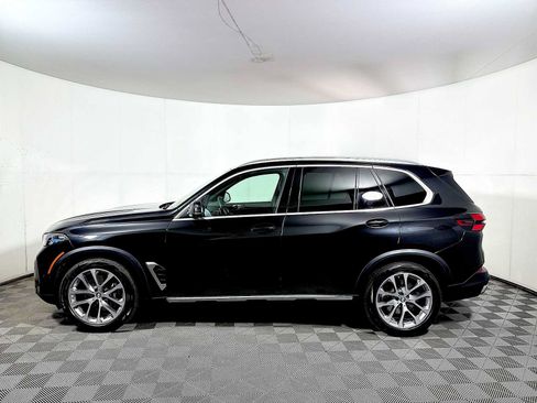 Certified 2024 BMW X5 xDrive40i w/ Premium Package AWD/4WD image 4