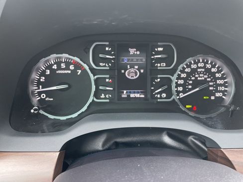 Certified 2018 Toyota Tundra Limited w/ Limited Premium Package image 17