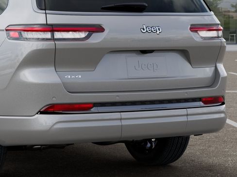 New 2026 Jeep Grand Cherokee L Limited AWD/4WD image 39