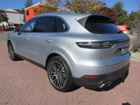 Used 2023 Porsche Cayenne image 80