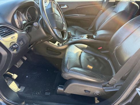 Used 2018 Dodge Journey Crossroad w/ Nav & Sun Group image 13