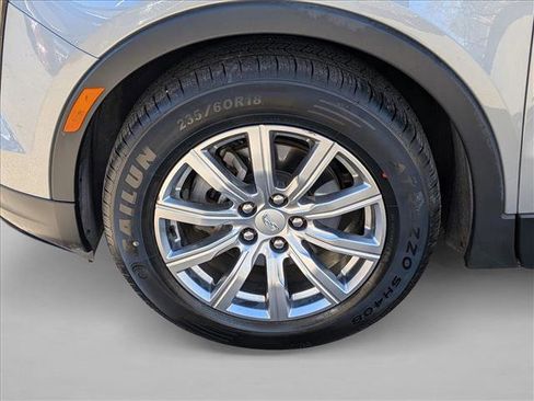 Used 2023 Cadillac XT4 Premium Luxury AWD/4WD image 9