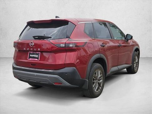 Used 2023 Nissan Rogue S FWD image 5