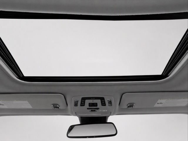 Used 2023 Toyota Sienna Limited AWD/4WD image 21