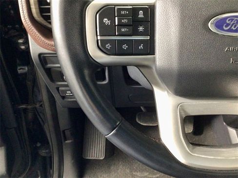 Used 2024 Ford Expedition Max Limited image 24