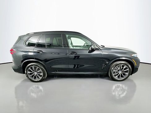 New 2026 BMW X5 xDrive40i w/ M Sport Package image 4